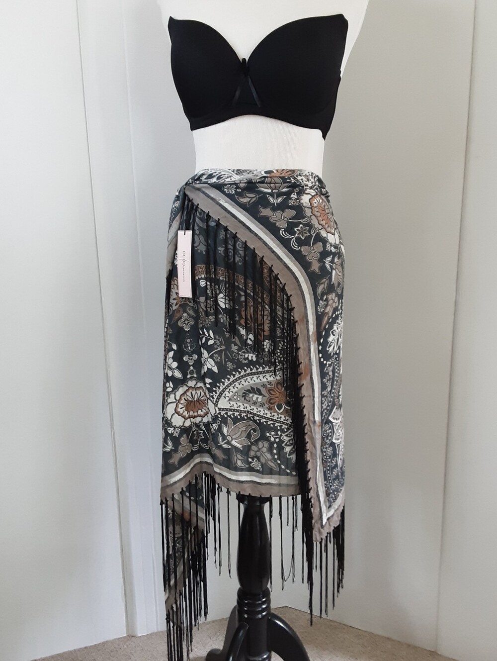BCBG Generation Gray Floral Fringed Shawl Wrap NWT